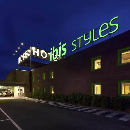 Hotel Ibis Styles Lleida Torrefarrera-3
